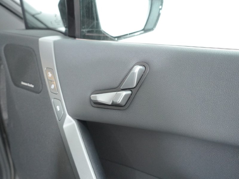 2024 (74) BMW iX 240kW xDrive40 M Sport 76.6kWh 5dr Auto 5166092