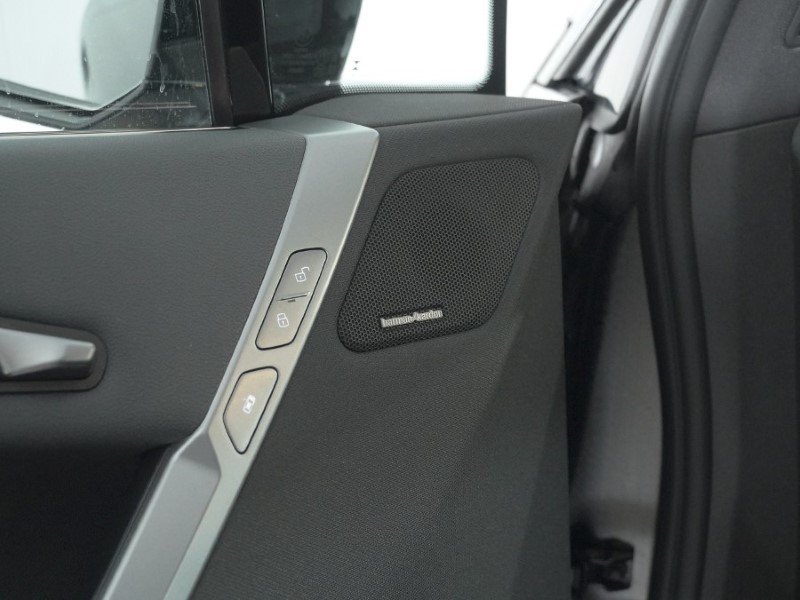 2024 (74) BMW iX 240kW xDrive40 M Sport 76.6kWh 5dr Auto 5166075