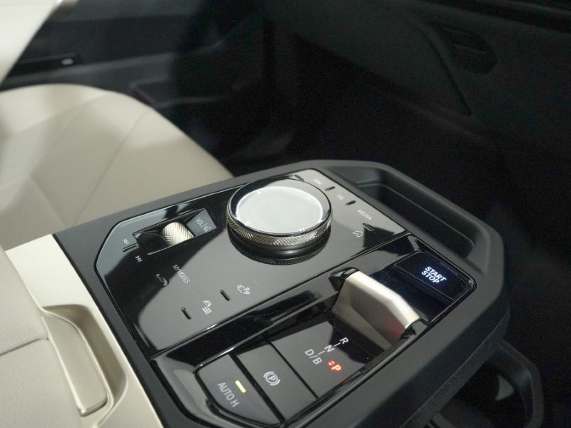 2024 (73) BMW iX 240kW xDrive40 M Sport 76.6kWh 5dr Auto 5166190