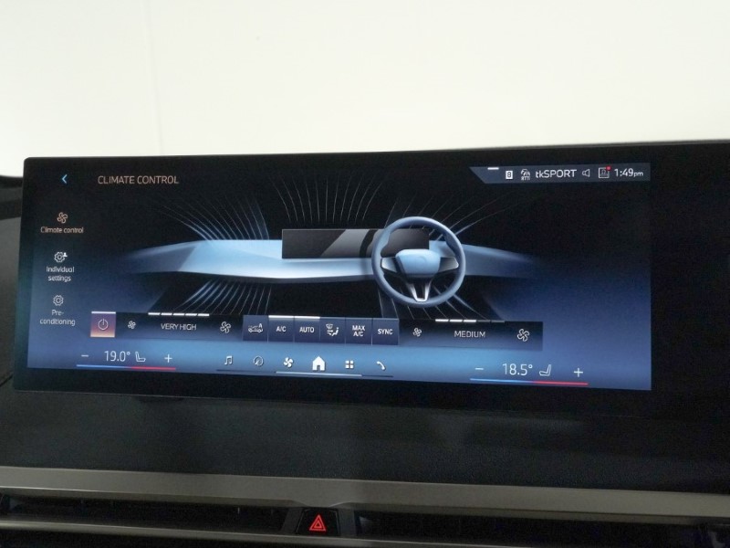 2024 (73) BMW iX 240kW xDrive40 M Sport 76.6kWh 5dr Auto 5166198