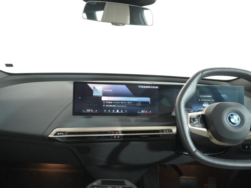 2024 (73) BMW iX 240kW xDrive40 M Sport 76.6kWh 5dr Auto 5166174