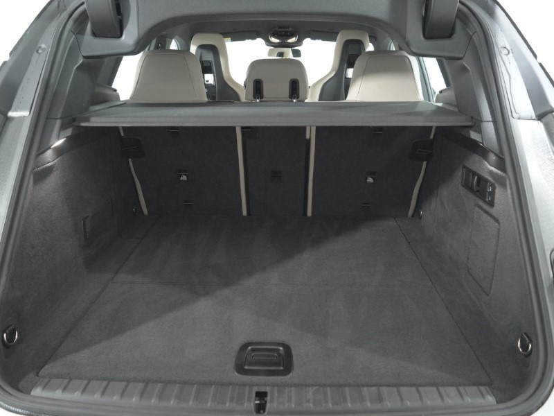 2024 (73) BMW iX 240kW xDrive40 M Sport 76.6kWh 5dr Auto 5166167