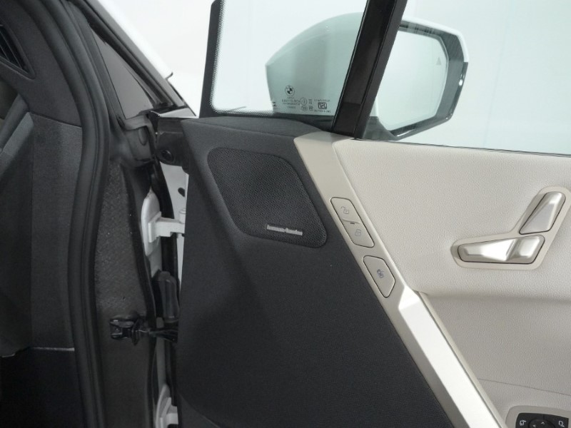 2024 (73) BMW iX 240kW xDrive40 M Sport 76.6kWh 5dr Auto 5166182