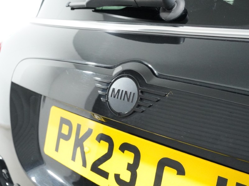 2023 (23) MINI COUNTRYMAN 2.0 Cooper S Classic 5dr [Comfort/Nav PLUS Pack] 5159957