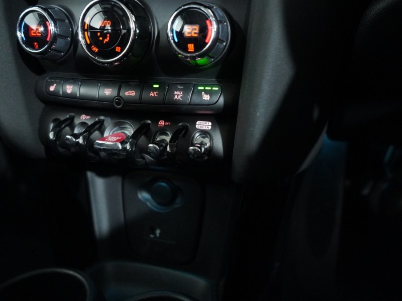 2023 (23) MINI HATCHBACK 1.5 Cooper Classic Premium 3dr 5160954