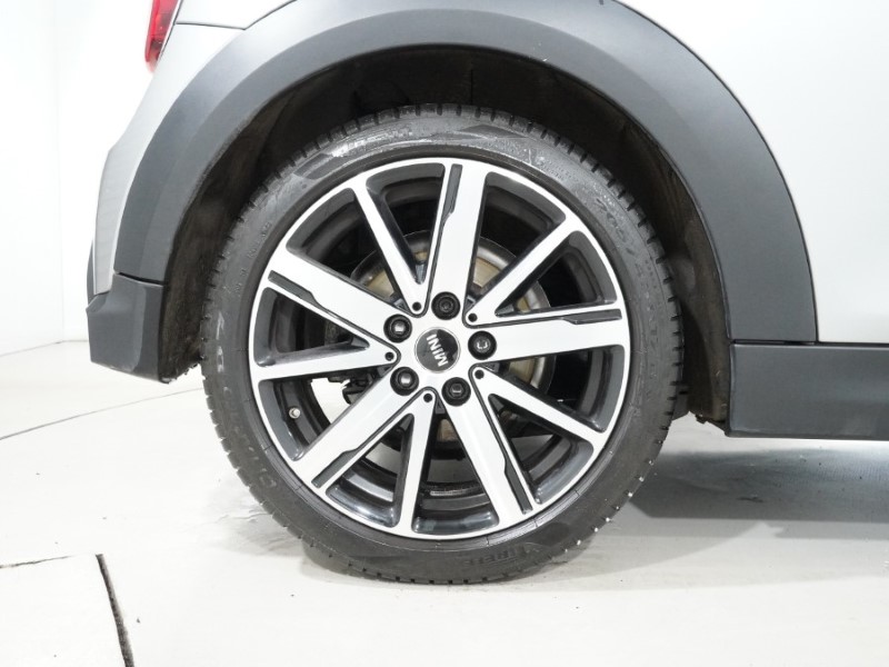 2023 (23) MINI HATCHBACK 1.5 Cooper Classic Premium 3dr 5160937