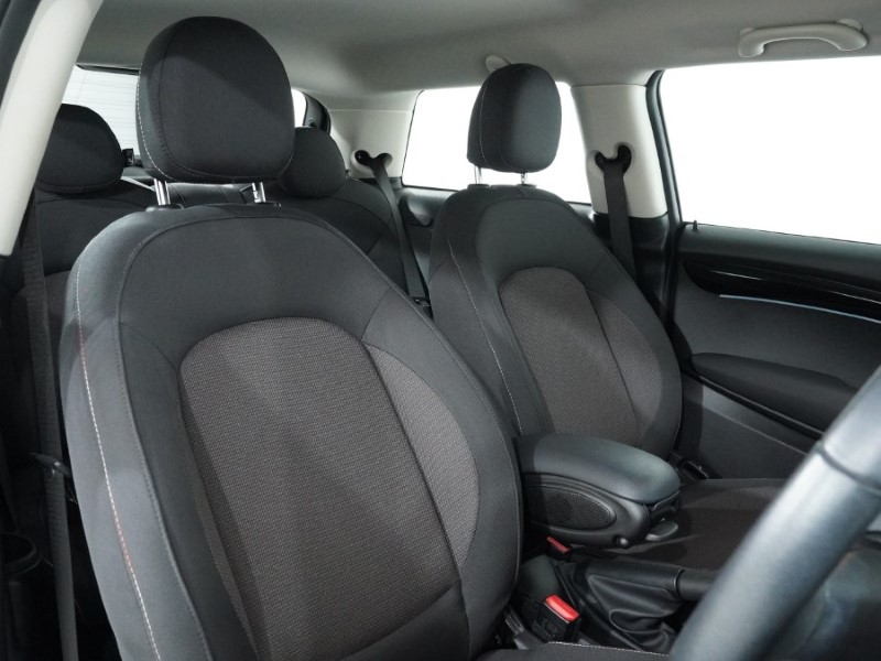 2023 (23) MINI HATCHBACK 1.5 Cooper Classic Premium 3dr 5160938