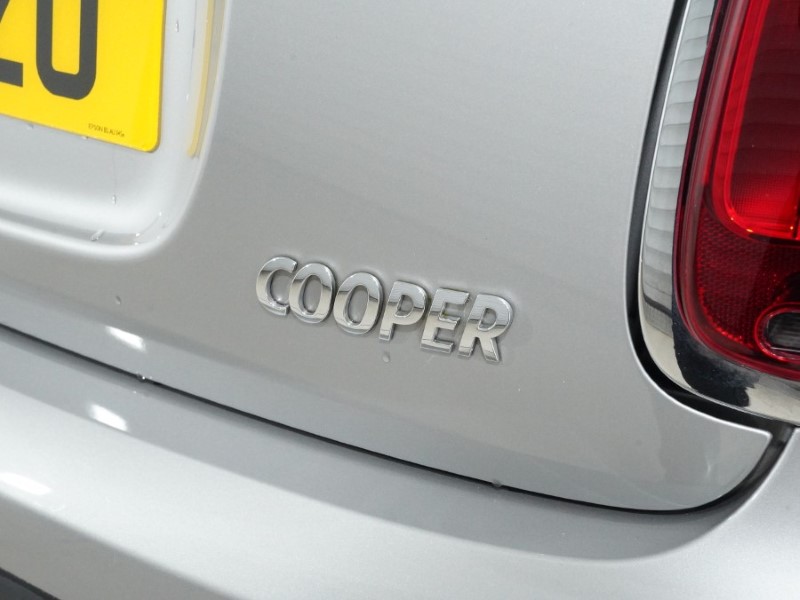 2023 (23) MINI HATCHBACK 1.5 Cooper Classic Premium 3dr 5160927