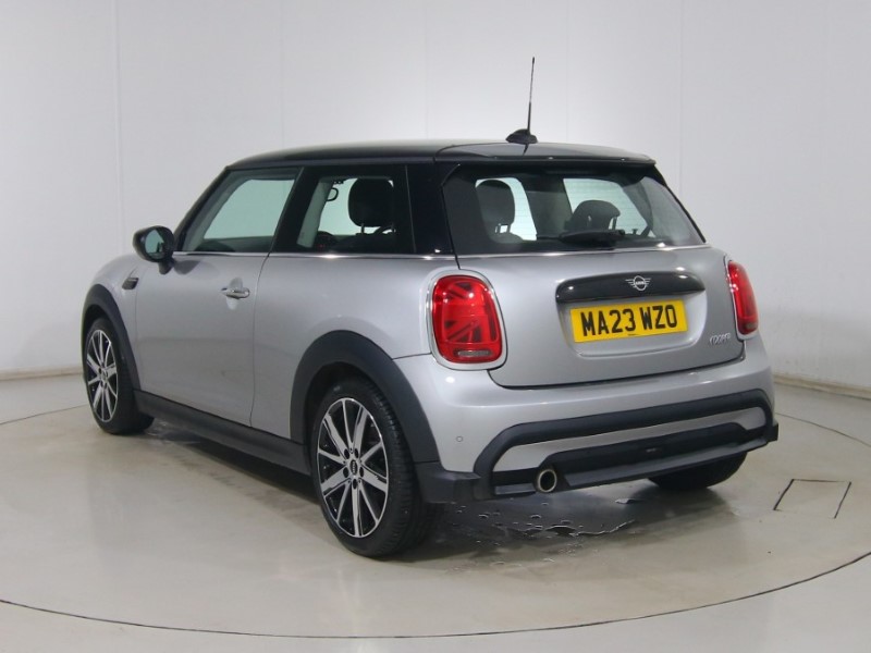 2023 (23) MINI HATCHBACK 1.5 Cooper Classic Premium 3dr 5160968