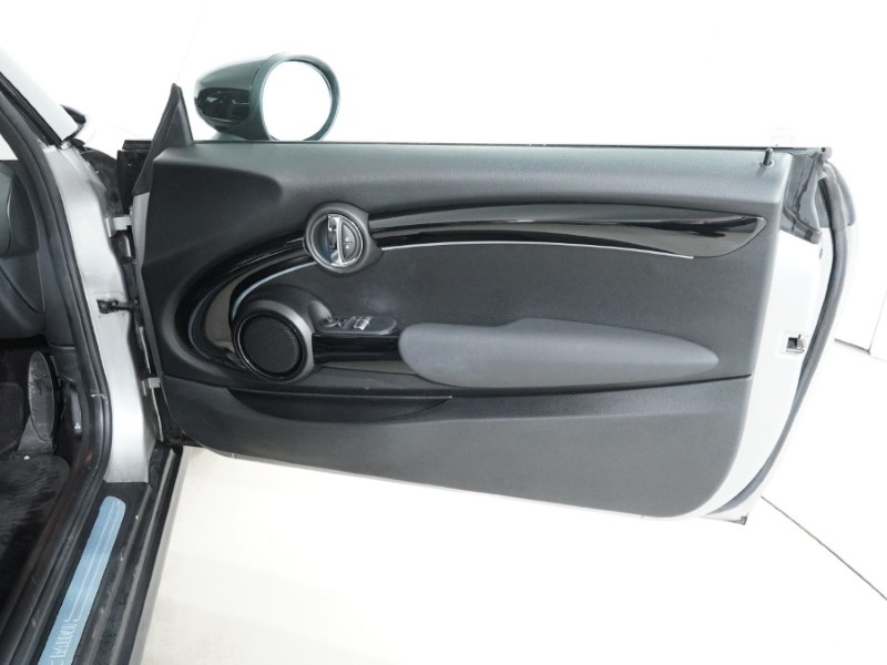 2023 (23) MINI HATCHBACK 1.5 Cooper Classic Premium 3dr 5160939