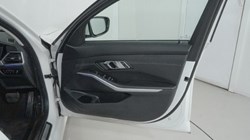 2019 (69) BMW 3 SERIES 320i Sport 4dr Step Auto 5175209