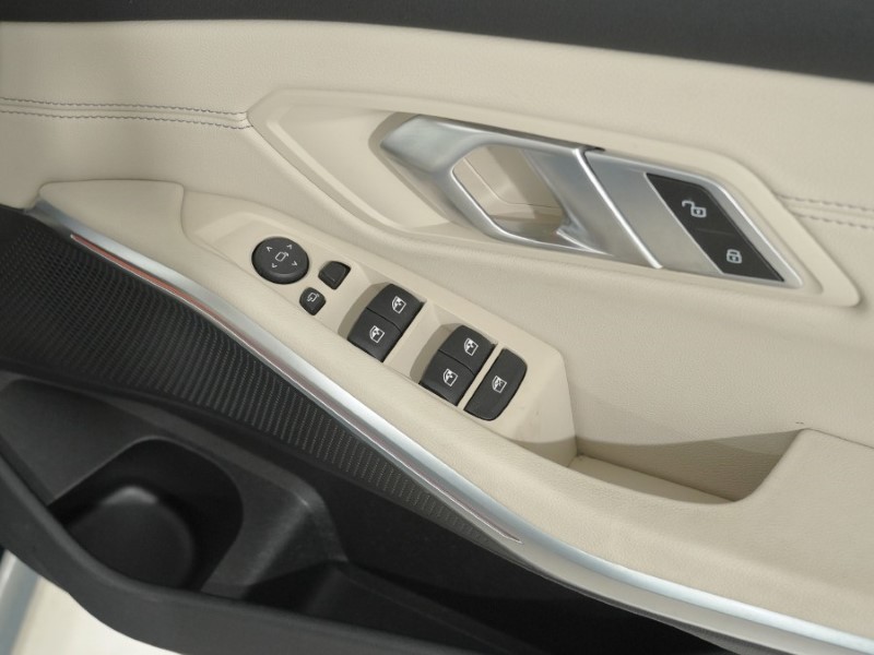 2020 (70) BMW 3 SERIES 320i Sport 4dr Step Auto 5228518