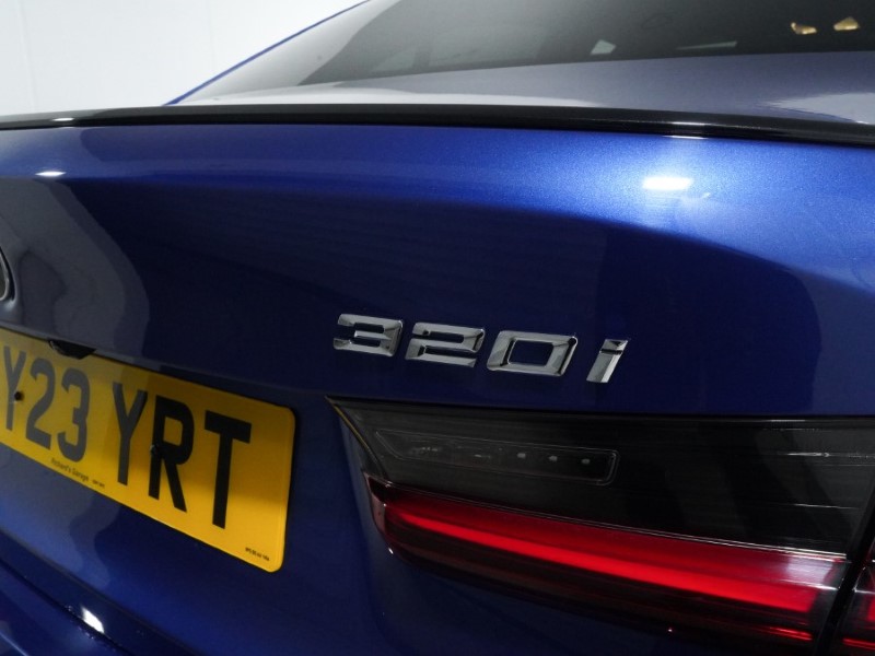 2023 (23) BMW 3 SERIES 320i M Sport 4dr Step Auto 5185192
