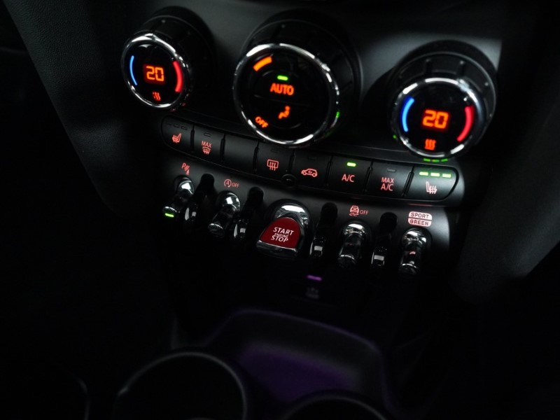 2024 (73) MINI HATCHBACK 1.5 Cooper Sport Premium Plus 3dr Auto 5159409