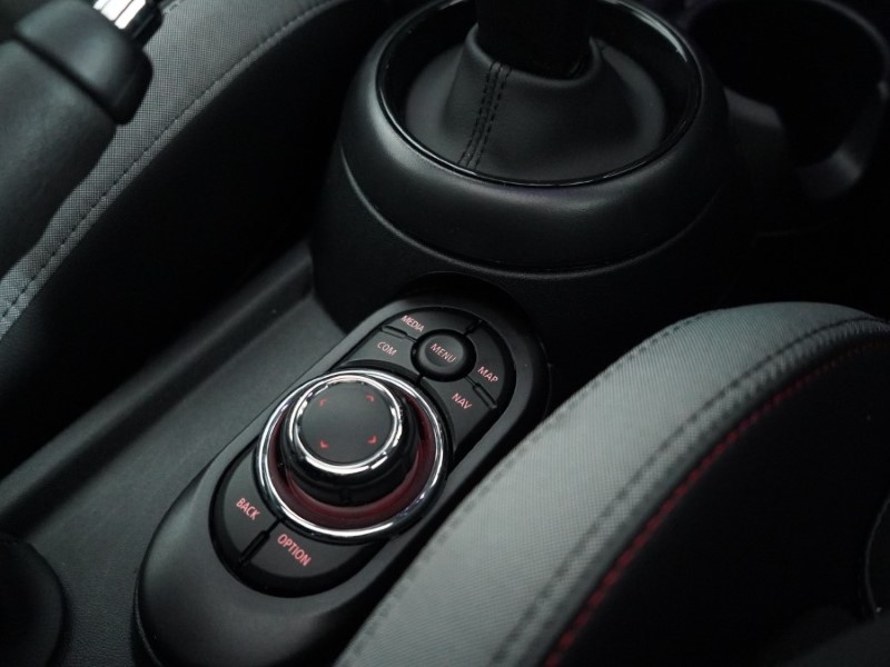 2024 (73) MINI HATCHBACK 1.5 Cooper Sport Premium Plus 3dr Auto 5159417