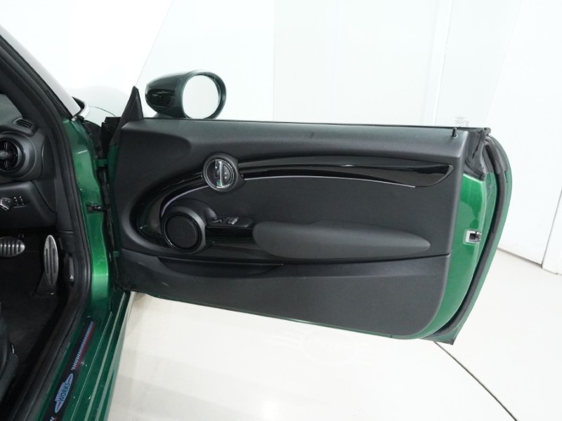 2024 (73) MINI HATCHBACK 1.5 Cooper Sport Premium Plus 3dr Auto 5159389