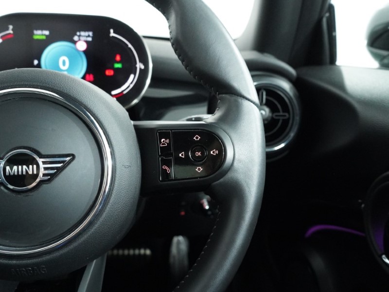 2024 (73) MINI HATCHBACK 1.5 Cooper Sport Premium Plus 3dr Auto 5159412