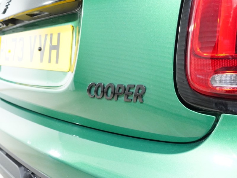 2024 (73) MINI HATCHBACK 1.5 Cooper Sport Premium Plus 3dr Auto 5159374