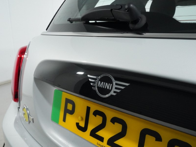 2022 (22) MINI HATCHBACK 135kW Cooper S Level 1 33kWh 3dr Auto 5167701