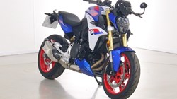 2026 (26) BMW Motorrad F900 R (25MY) 5517194