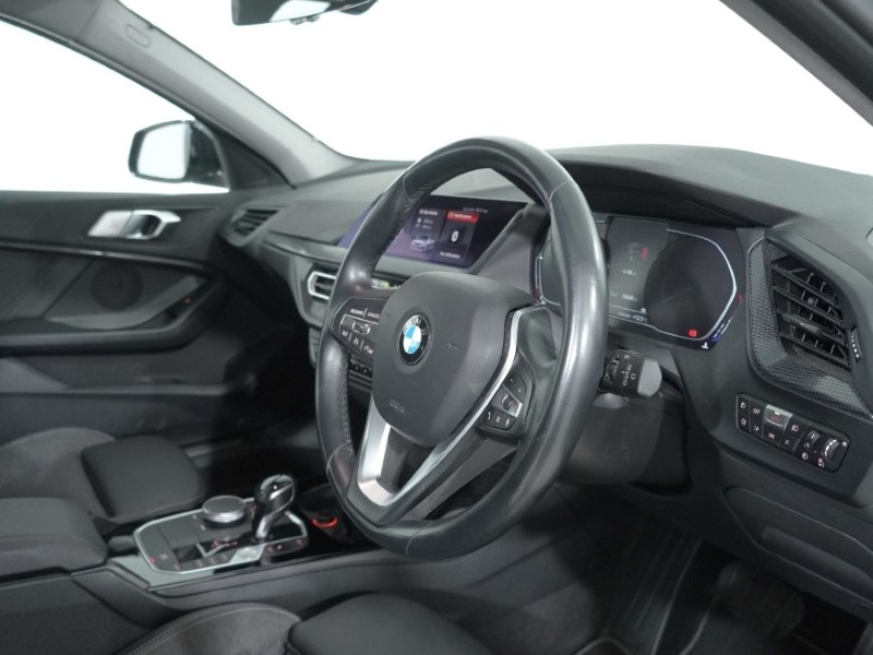 2020 (20) BMW 1 SERIES 118i Sport 5dr Step Auto 5192038