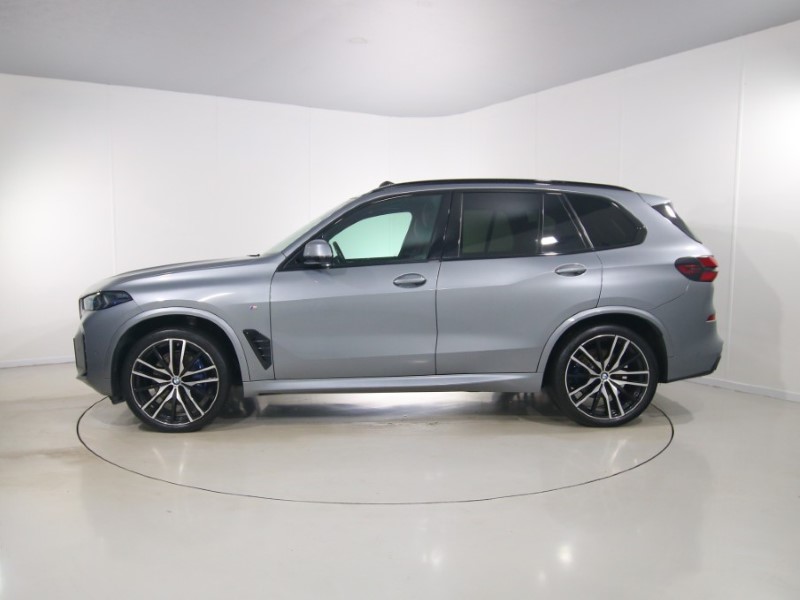 2024 (24) BMW X5 xDrive30d MHT M Sport 5dr Auto 5208678