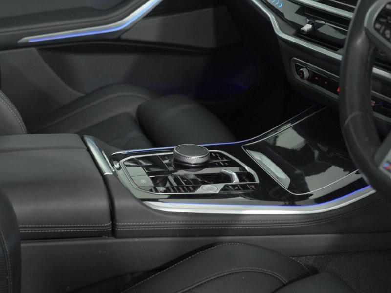 2024 (24) BMW X5 xDrive30d MHT M Sport 5dr Auto 5208652