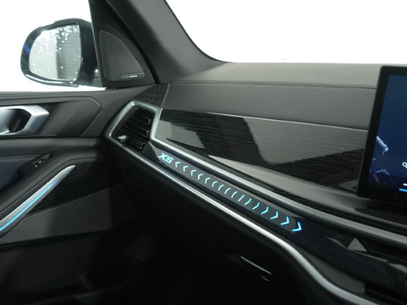 2024 (24) BMW X5 xDrive30d MHT M Sport 5dr Auto 5208673
