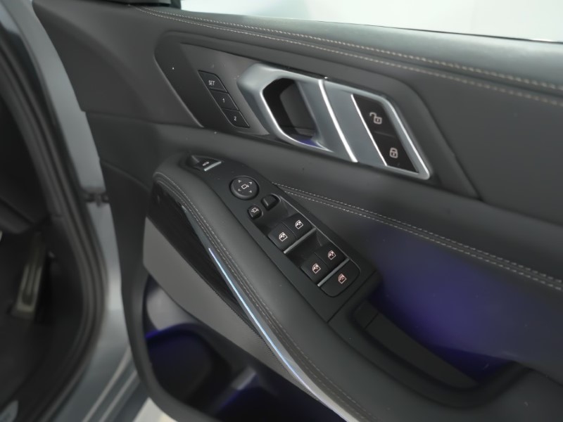 2024 (24) BMW X5 xDrive30d MHT M Sport 5dr Auto 5208648