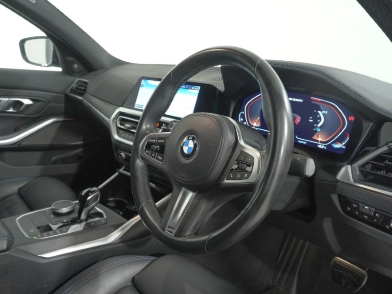 2022 (22) BMW 3 SERIES M340i xDrive MHT 4dr Step Auto 5220054