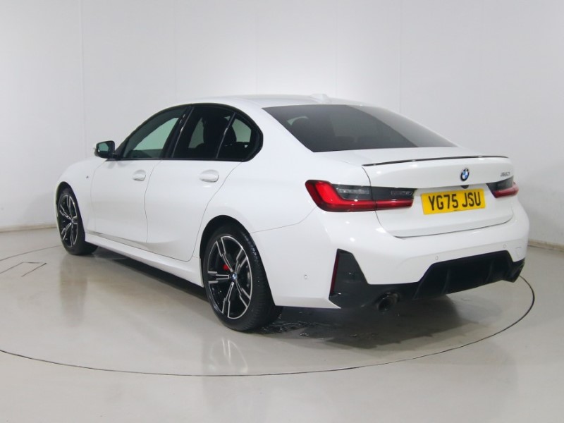 2025 (75) BMW 3 SERIES 320i M Sport 4dr Step Auto