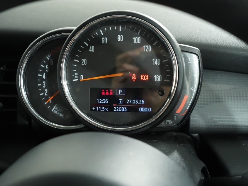 2020 (70) MINI HATCHBACK 1.5 Cooper Classic II 5dr Auto 5228733