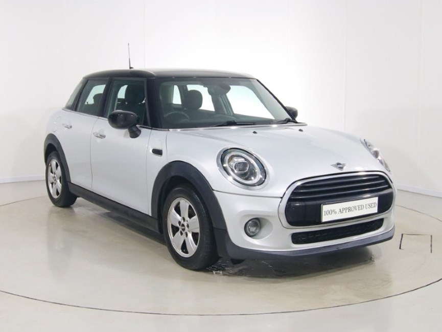 2020 (70) MINI HATCHBACK 1.5 Cooper Classic II 5dr Auto