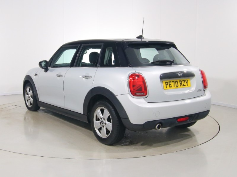 2020 (70) MINI HATCHBACK 1.5 Cooper Classic II 5dr Auto