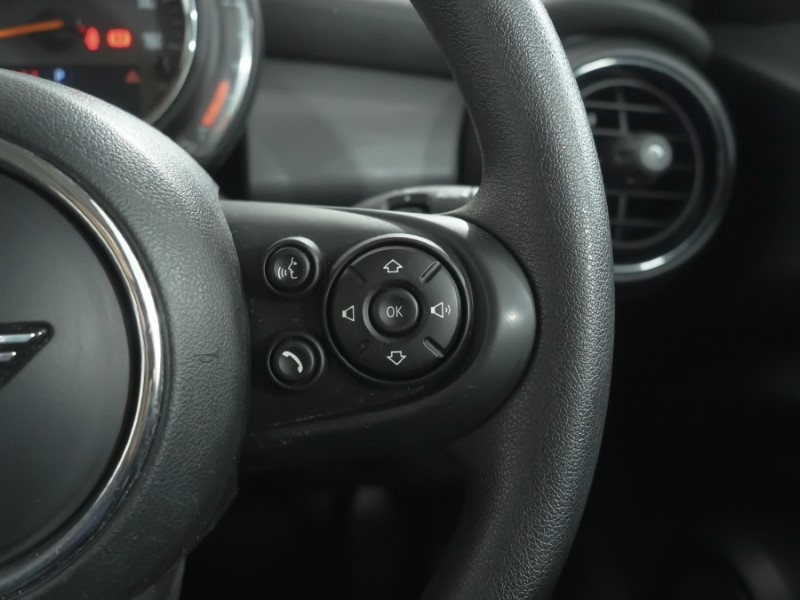 2020 (70) MINI HATCHBACK 1.5 Cooper Classic II 5dr Auto 5228731