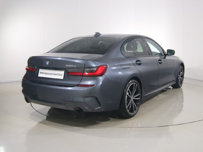 2020 (20) BMW 3 SERIES 330e M Sport 4dr Auto [Plus Pack] 5213412