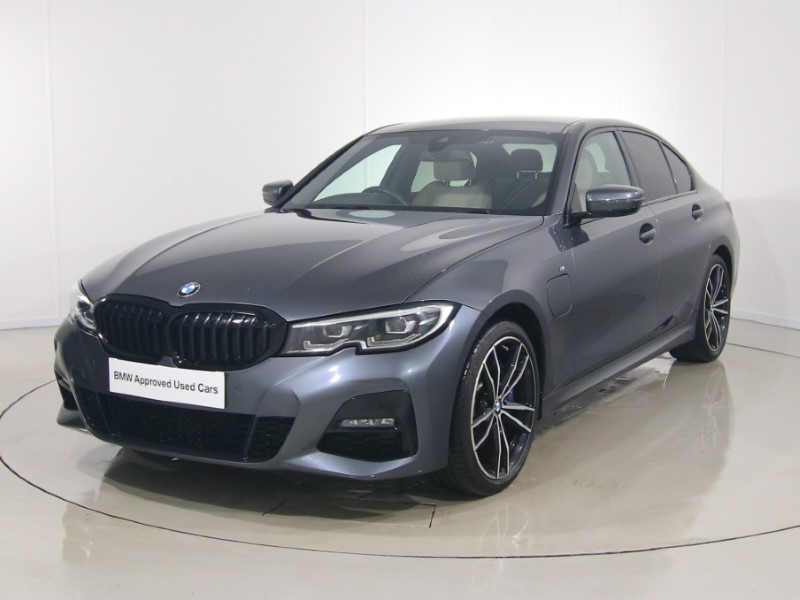 2020 (20) BMW 3 SERIES 330e M Sport 4dr Auto [Plus Pack] 5213408