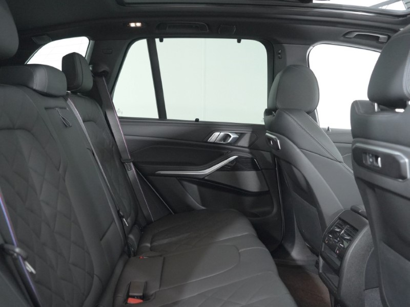 2025 (75) BMW X5 xDrive30d MHT M Sport 5dr Auto 5206680