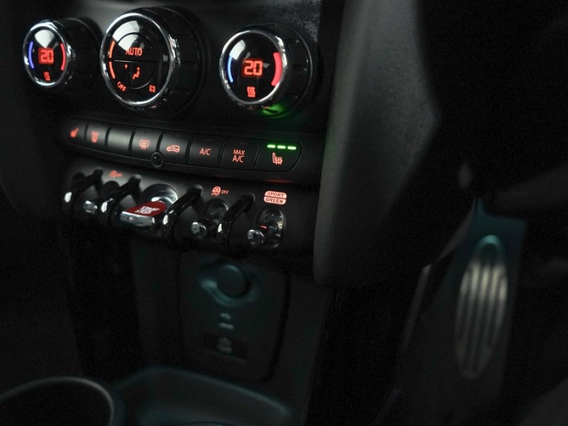 2023 (73) MINI HATCHBACK 1.5 Cooper Sport Premium 5dr Auto 5214217