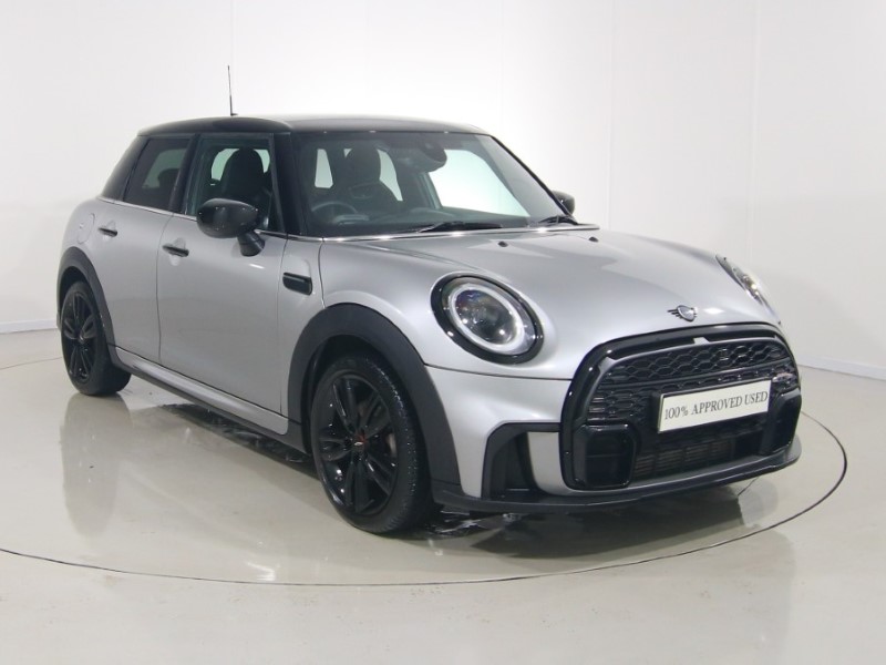 2023 (73) MINI HATCHBACK 1.5 Cooper Sport Premium 5dr Auto 5214220