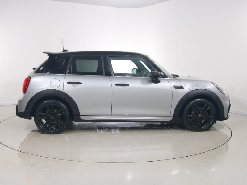 2023 (73) MINI HATCHBACK 1.5 Cooper Sport Premium 5dr Auto 5214227