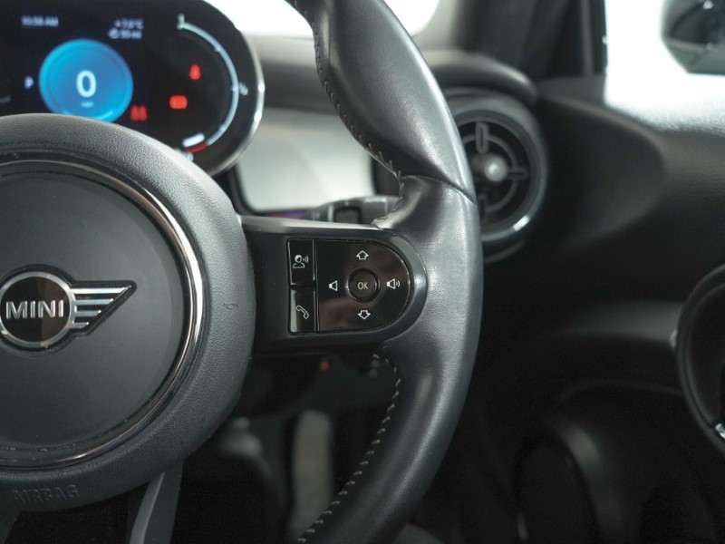 2021 (21) MINI CONVERTIBLE 1.5 Cooper Exclusive 2dr Auto 5223373