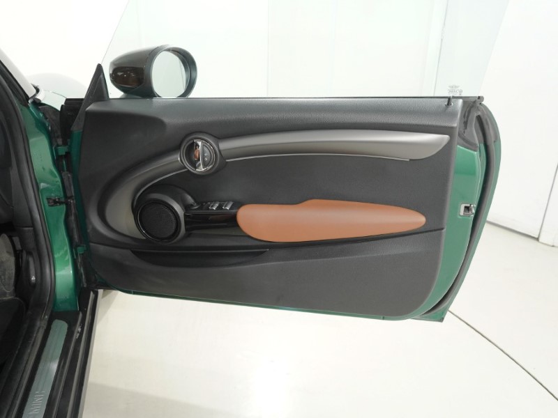 2021 (21) MINI CONVERTIBLE 1.5 Cooper Exclusive 2dr Auto 5223372