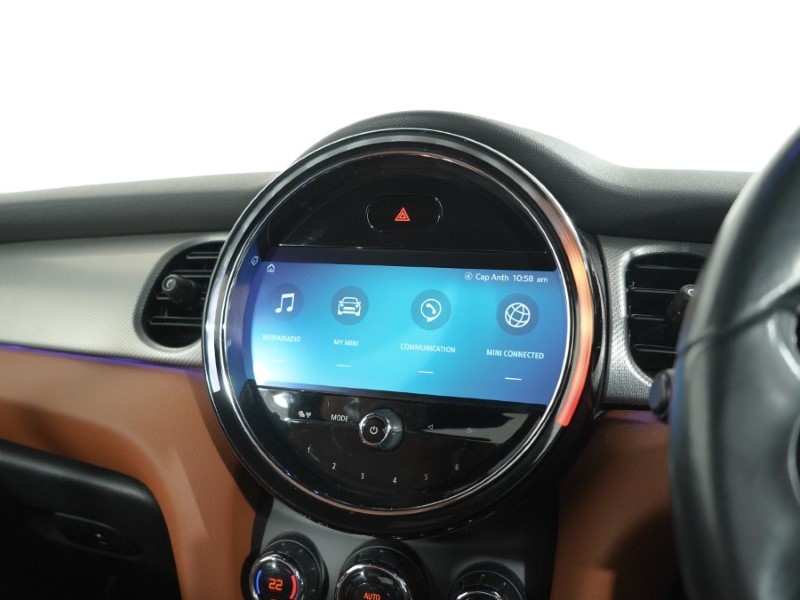 2021 (21) MINI CONVERTIBLE 1.5 Cooper Exclusive 2dr Auto 5223377