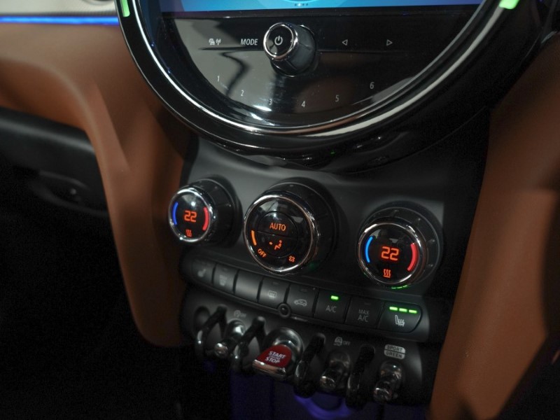 2021 (21) MINI CONVERTIBLE 1.5 Cooper Exclusive 2dr Auto 5223383