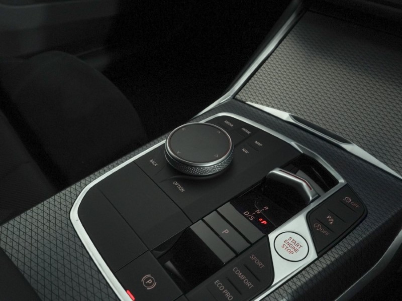 2025 (75) BMW 3 SERIES 320i M Sport 4dr Step Auto 5230634