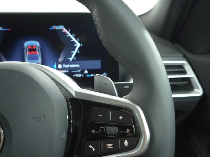 2025 (75) BMW 3 SERIES 320i M Sport 4dr Step Auto 5230626