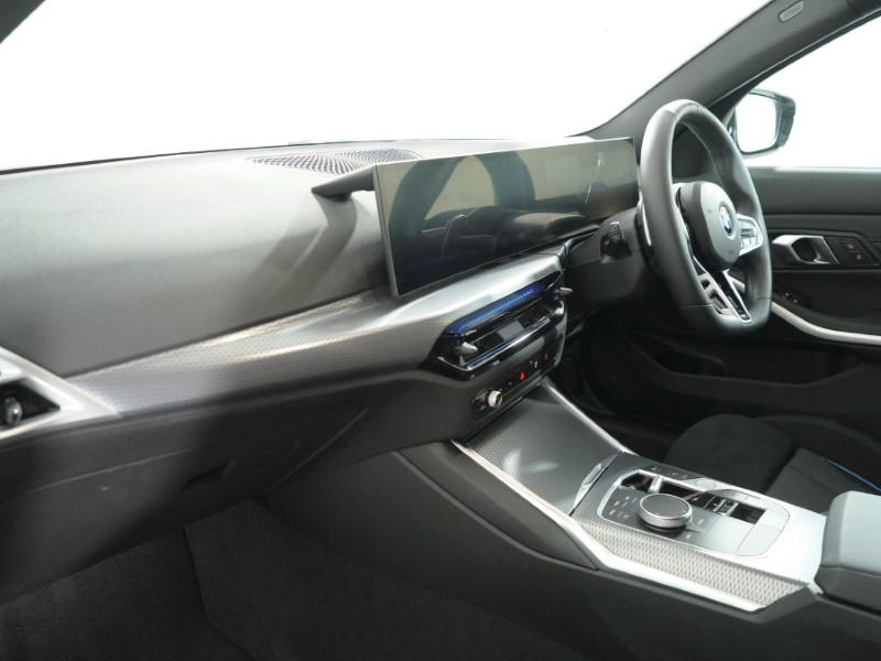 2025 (75) BMW 3 SERIES 320i M Sport 4dr Step Auto 5230610