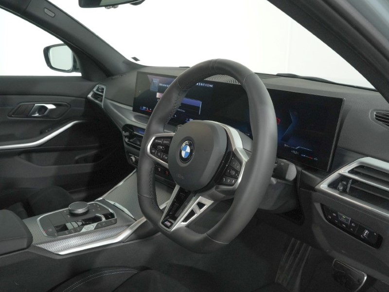 2025 (75) BMW 3 SERIES 320i M Sport 4dr Step Auto 5230622