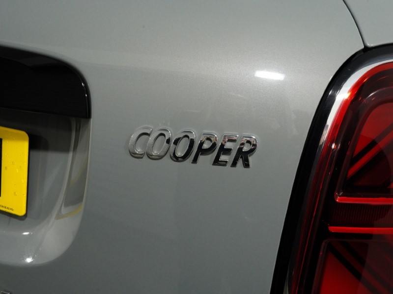 2020 (70) MINI COUNTRYMAN 1.5 Cooper Exclusive 5dr Auto 5221525